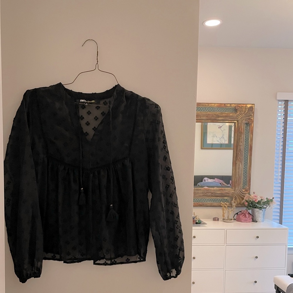 Sheer black pheasant sleeve blouse